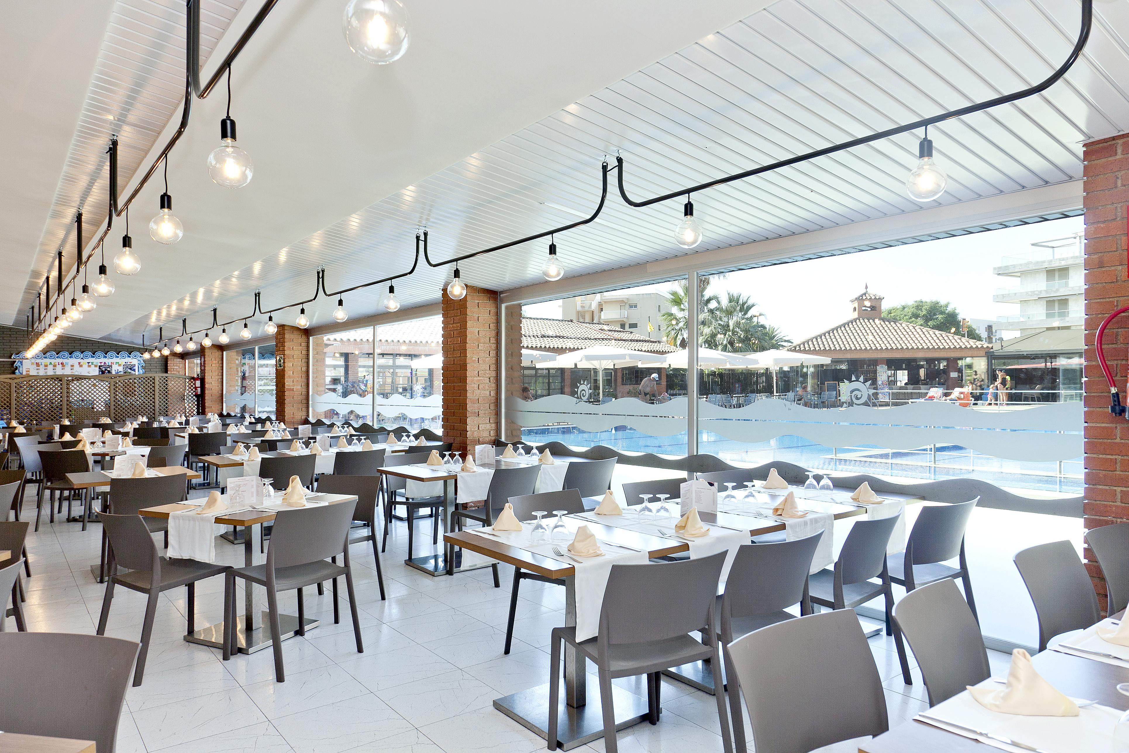 Voramar Cambrils Hotel Ngoại thất bức ảnh