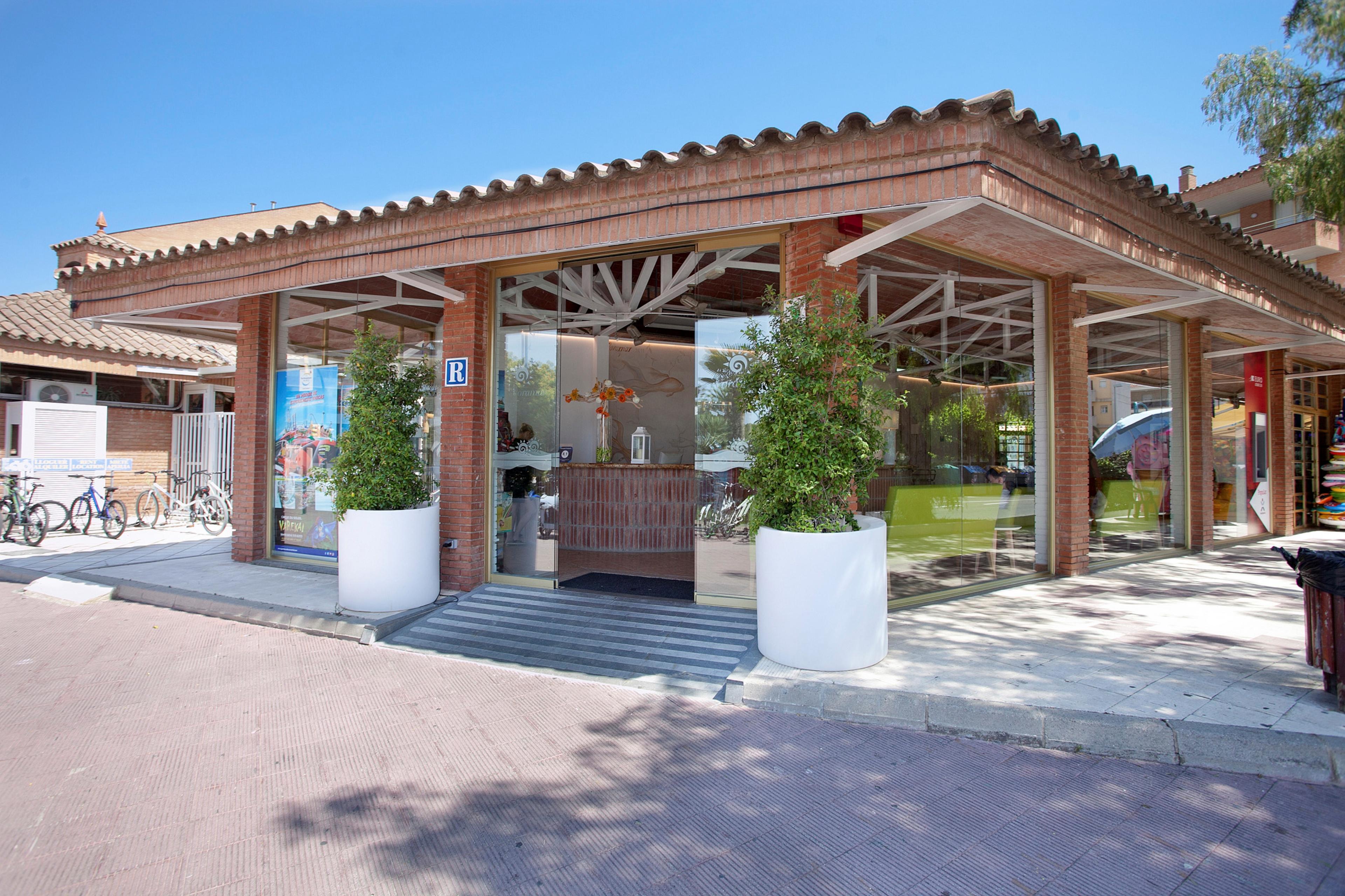 Voramar Cambrils Hotel Ngoại thất bức ảnh